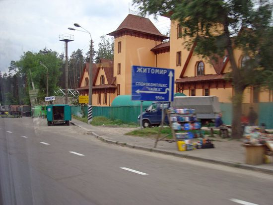Fernstrasse Richtung Zhitomir hinter Kiev