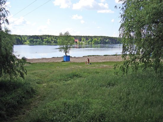 Hier beginnt die langgezogene Strandzone