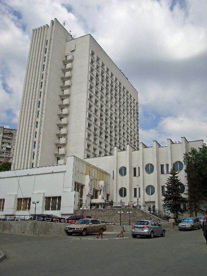 Hotel "Mir" in Kiev