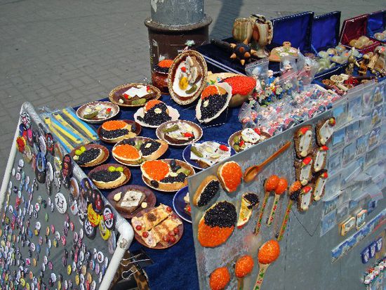 Souvenirs, Souvenirs ...