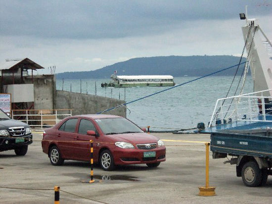 An der Fähre nach Samal Island
