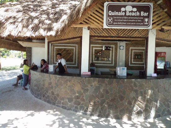 Die Preise sind sehr niedrig, das Essen schmeckt bestens.