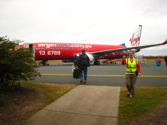Gate 1: Mit Virgin Blue ging es puenktlich ab nach Brisbane