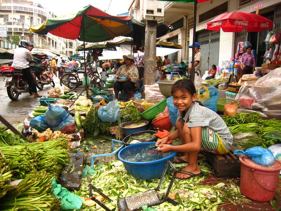 Gemuesemarkt in Phnom Penh!