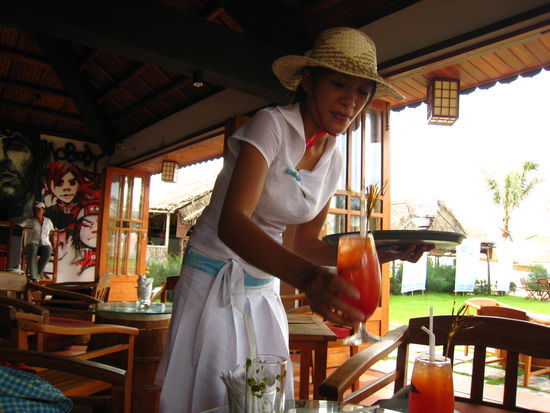 Bei guter Musik und kühlen Drinks liessen wir den Nachmittag ausklingen.
