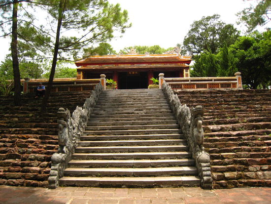 Kaisergraeber (Thombs)