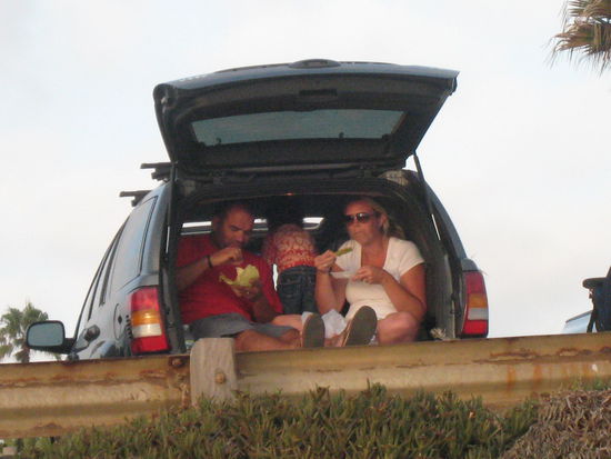 Sunset Watching II (mit Hamburger und Pommes)