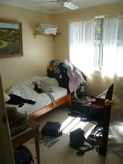 Sorry, mein Zimmer im Chaos, heute morgen war etwas stressig!!