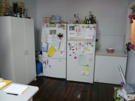 Die Kuehlschrank Ecke