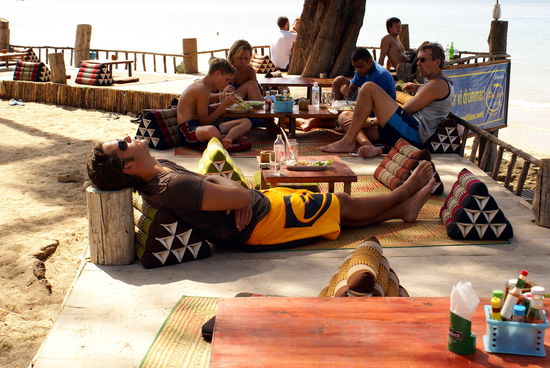 Relax, take it eeeeeeeeeeeasy....