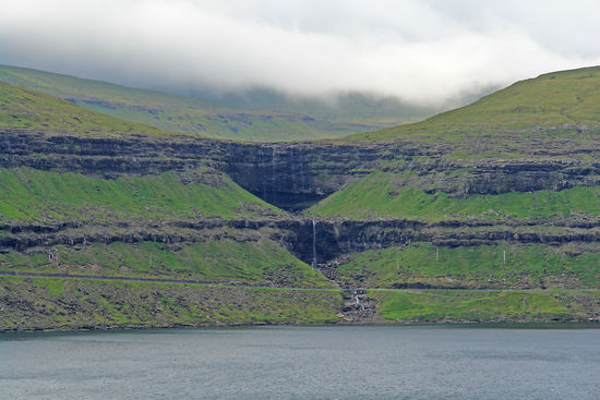bischen wasserlos der wasserfall