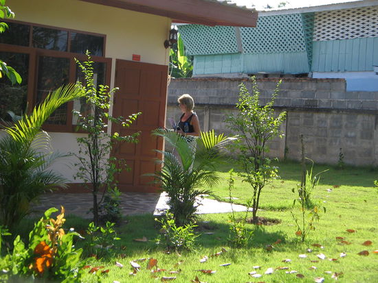 Das ist Jill, eine Walisin, die immer, wenn ich ihr was erzählt hatte sagte: "Oh, do you? (oder wahlweise "oh, really?") Well, that's interesting!"