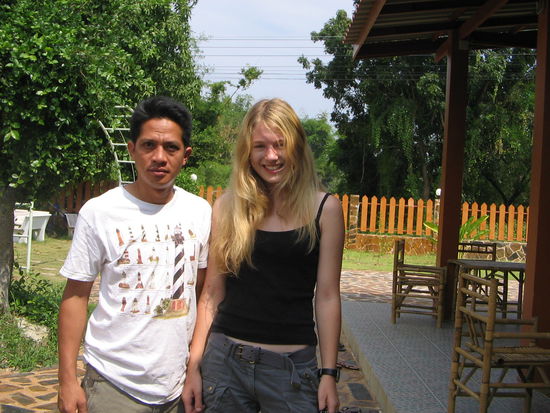 P'Un und ich! Oh Gott, hab ich Hamsterbacken!!!