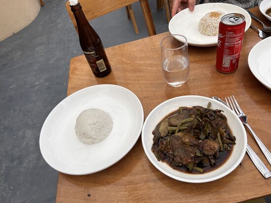 War sehr sehr lecker! Als Dessert gab es noch meine frittierten Bananen in Reispapier 