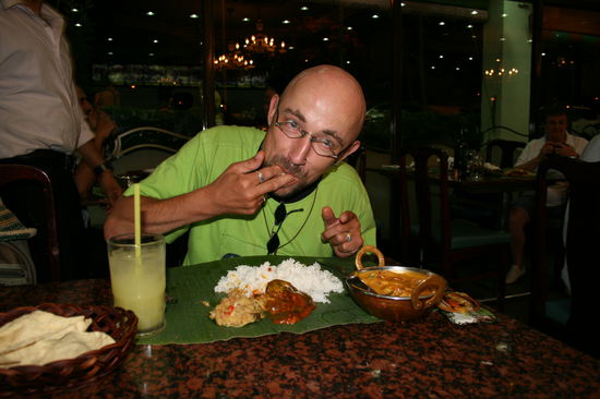 Im Bananaleafe Apollo in Singapore ein echt schoenes Restaurant.Das Foto von einem Deutschen!!! aufgenommen der mit seiner Familie 4,5Jahre in Hong Kong gelebt hat.