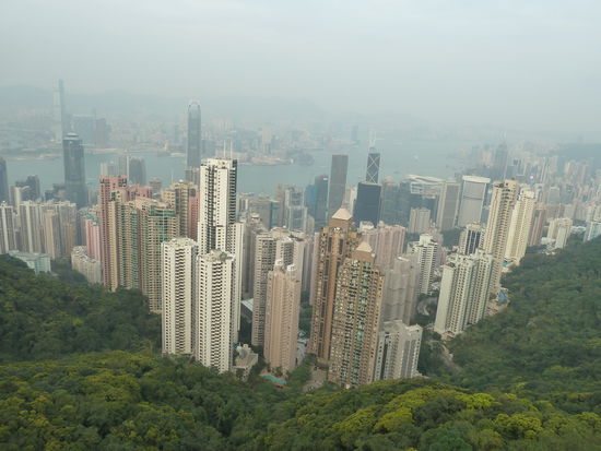 Ja,der Hongkong Peak,darf natuerlich nicht fehlen,es war zwar ein bisschen neblig aber trotz allem ein traumhafter Blick...