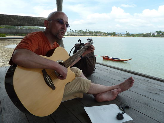 Enricoextremgitarring...