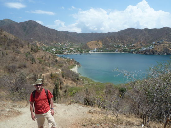 Mal ein Blick auf Taganga,einem 5000 Seelen Ort,in dem wahrscheinlich mehr Touristen als Einheimische sind....