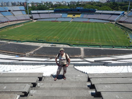 Das Fussballstadion,in dem Uruguay 1930 Weltmeister geworden ist und es wird heute noch so genutzt...