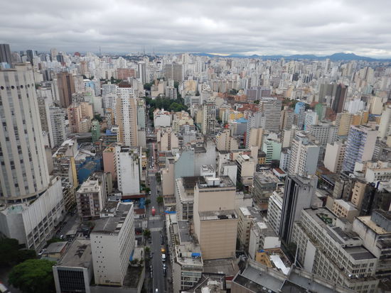 vielleicht könnt ihr ja erahnen, wie riesig das ist ..