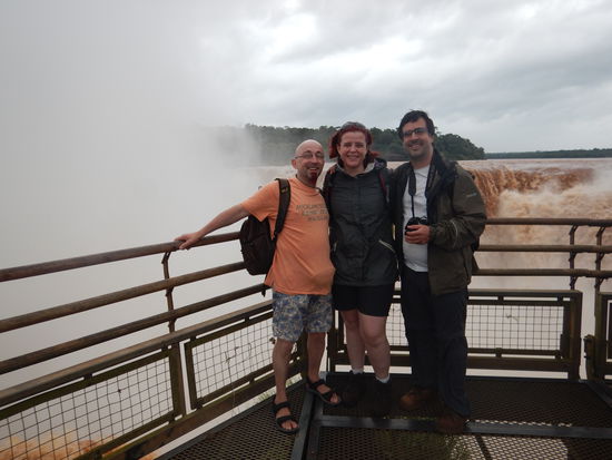 Monica und Andre' natürlich entsprechend gekleidet und ich wie so ein Sommerfrischler dabei…