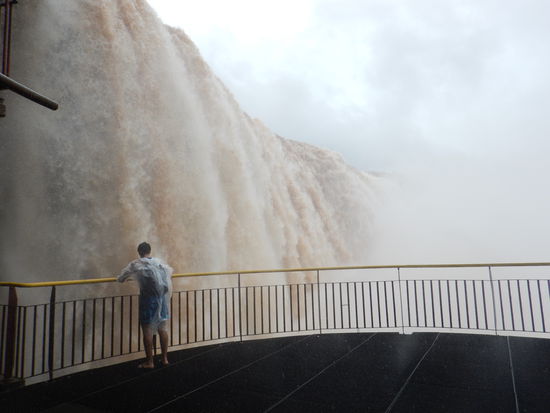 das war schon gewaltig und sehr laut vor allem ...