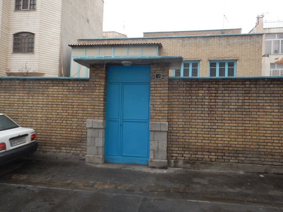 Jetzt sag mir mal einer, wie man das Hostel morgens um 4Uhr allein hätte finden sollen . Guter Taximann !