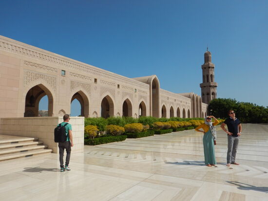Moschee von aussen, na ja die Mauer