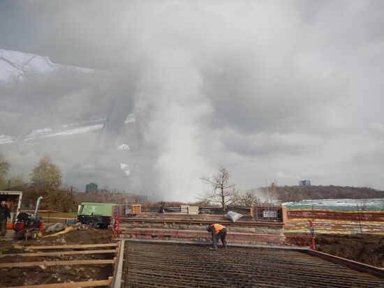 Das ist die Gischt von den Niagara Falls !