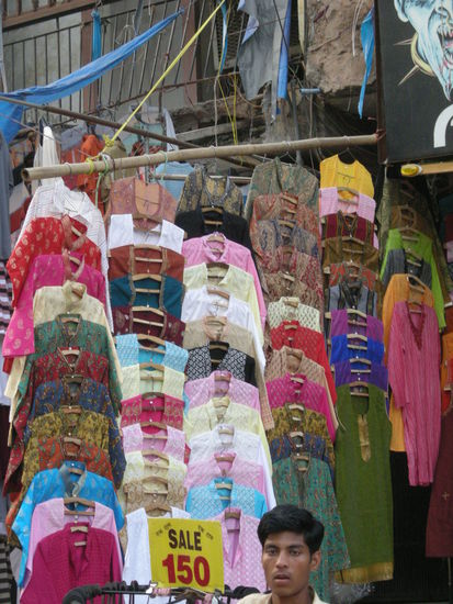 Sarojini Nagar Market
