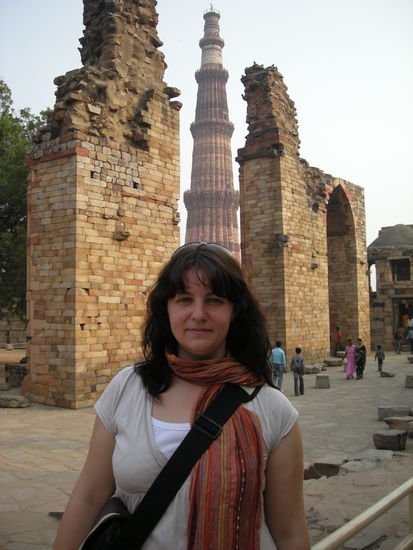Denise und Qutb Minar