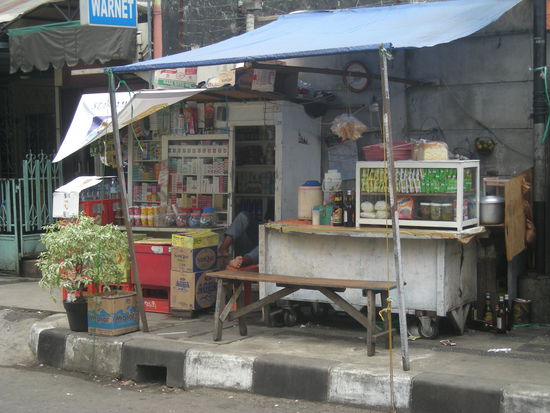 Warung auf der Jalan Jaksa, wie es sie aber auch überall sonst gibt
