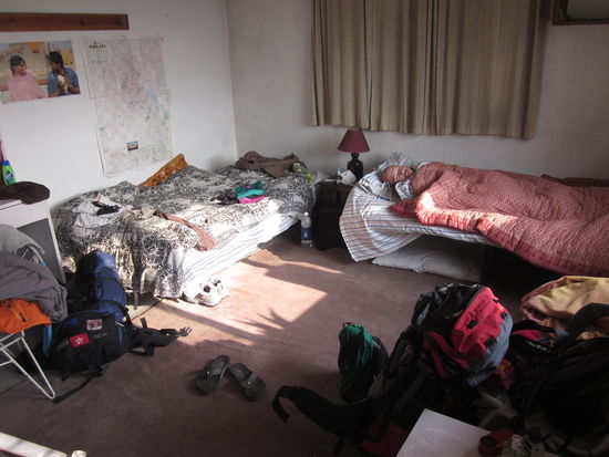 kuscheliges Heim! Alex ist noch nicht bereit aufzustehen...