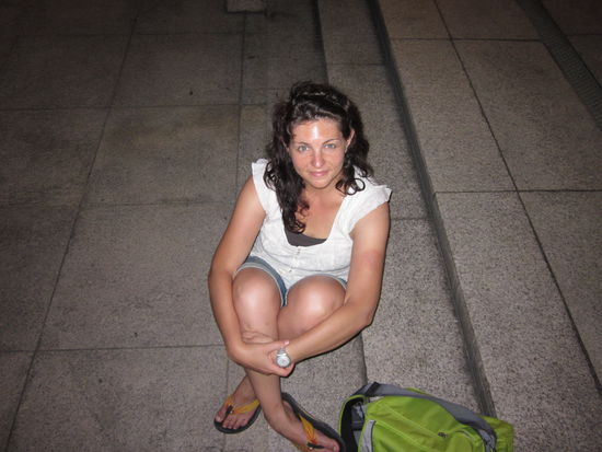 muede! ich warte geduldig, bis Alex die Petronas Towers in allen Winkeln fotografiert hat...