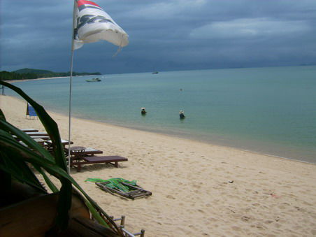 So hat uns das Wetter hier in der Mae Nam Bay begruesst...auch wenns es egtl jeden Tag bewoelkt ist, so schlimm war es zum Glueck eigentlich selten
