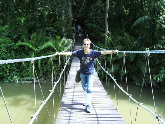 das weisse am Bein ist gegen Blutekel