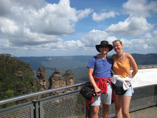 Ehepaar Schmidt und die Three Sisters in Katoomba