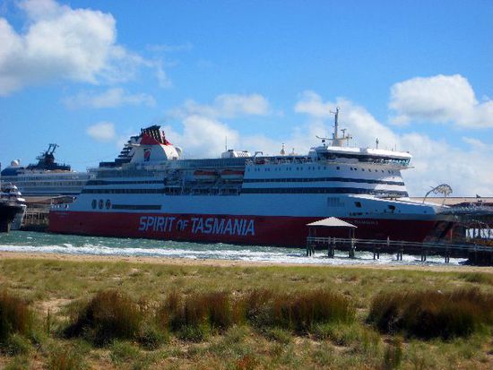 Die "Kreuzfahrt-Fähre" Spirit Of Tasmania I