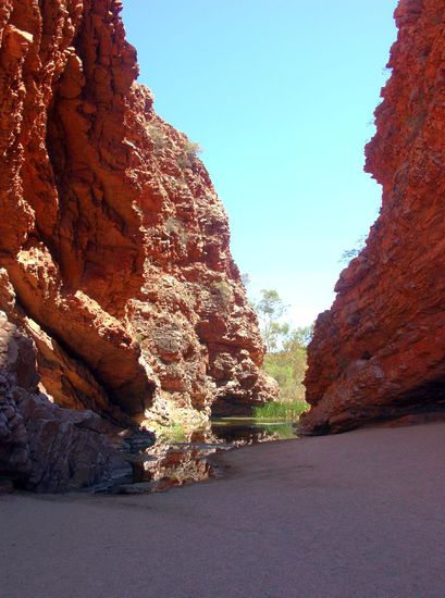 Das Wasserloch der Simpson Gap