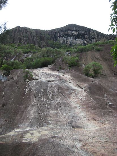 Eine Felswand, ganz nach Michis Geschmack, weniger nach Karins...
