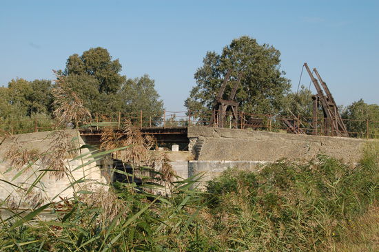 Bruecke 1: Langlois - schoener natuerlich von Van Gogh der Nachwelt ueberliefert