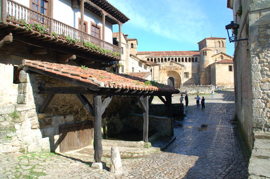 Santillana - ein lebendes Museum...