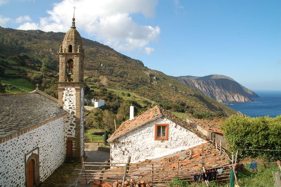 Wallfahrtskirche am windumtosten Cap von ?? - tja, wenn ich das mal so spontan wuesste....
