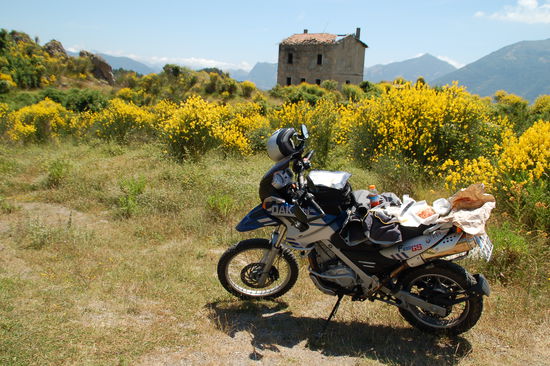 Mittagsstopp irgendwo in der kalabrischen Pampa