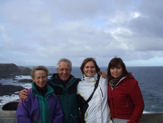 Lotti, Ruedi, Ilona und ich auf Philip Island