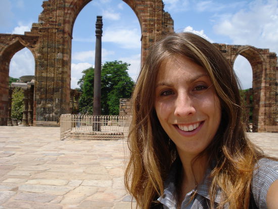 Ich und die magische eiserne Saeule vom Qutb Minar