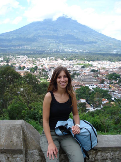 Im Hintergrund Antigua und ein Vulkan
