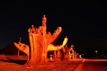 Figuren am Strassenrand von Ringaroma