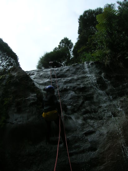 Das bin ich auch wieder beim abseilen... is nur leider sehr dunkel