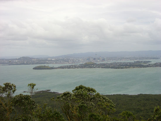 da hinten ist Auckland